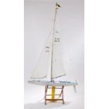 Sea Wind remote control model yacht "Merlot", compete with controller and stand