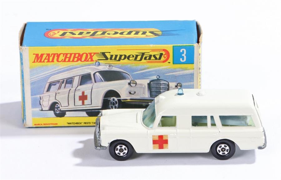 Matchbox Linsey Superfast diecast boxed model vehicle, No 3 Mercedes Benz Binz Ambulance