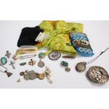 Collection of jewellery, to include brooches, necklaces, silver jewellery, buckles, a bead bag, an