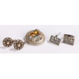 Two pairs of silver cufflinks and a silver brooch, (5)