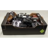 35mm and other camera bodies by Canon, Minolta, Agfa, Paraktica, Olympus etc. (qty)