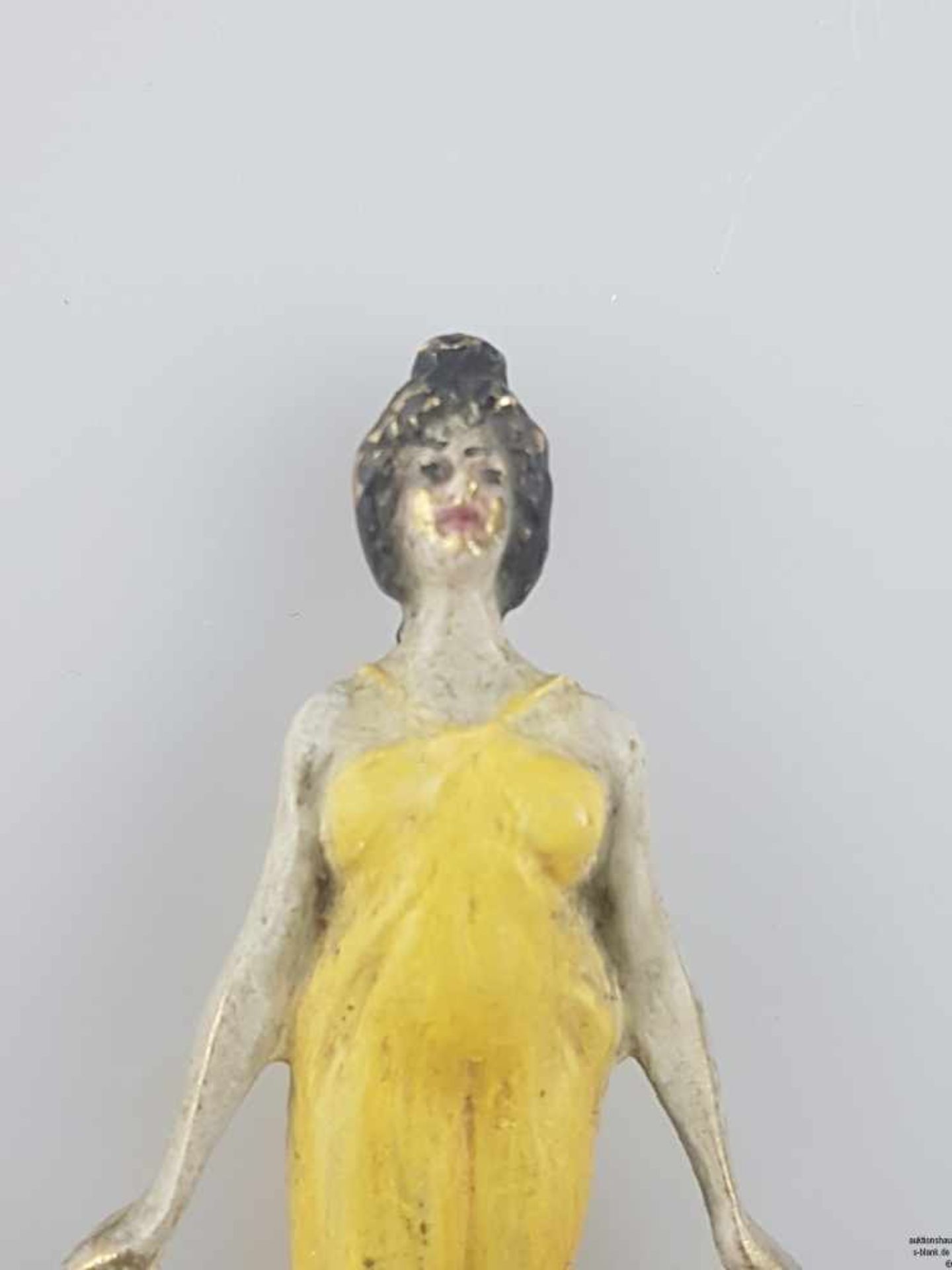 Jugendstil-Dame - Wiener Bronze mit polychromer Kaltemailbemalung, Höhe ca.7 cm, im Boden Punze " - Bild 2 aus 4