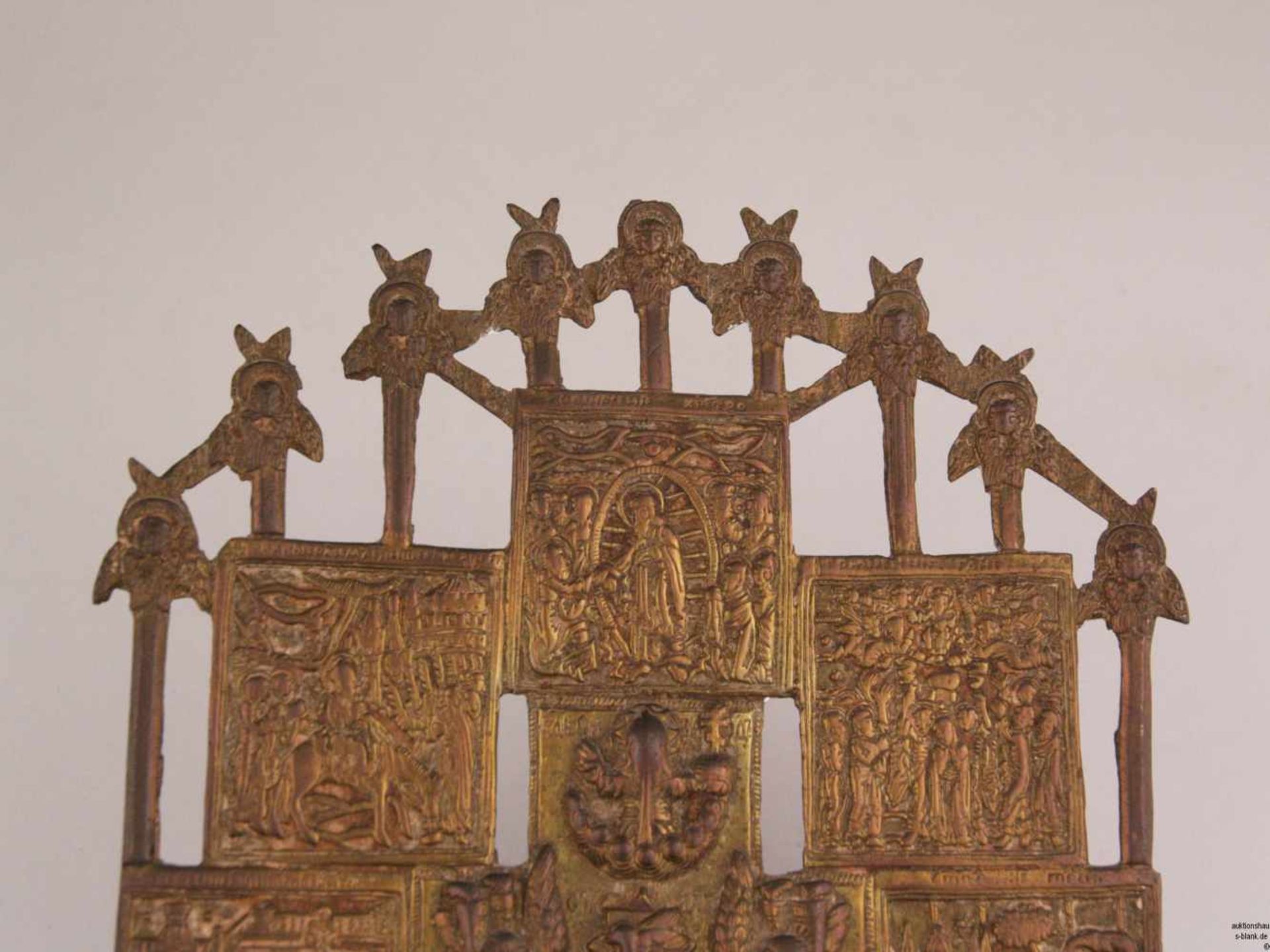 Russisch-Orthodoxes Hauskreuz - Russland, 19.Jh., Bronze, reliefiert gegossen, mittig Korpus Christi - Bild 2 aus 9