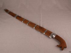 Yatagan - Holzgriff und-Scheide mit Metallbeschlag, Klinge teils oxidiert bzw. geätzt?,L.ca.74,5cm