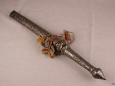 Orientalisches Kurzschwert - südostasiatisch, vermutlich Thailand, hölzerner Griff und Scheide,