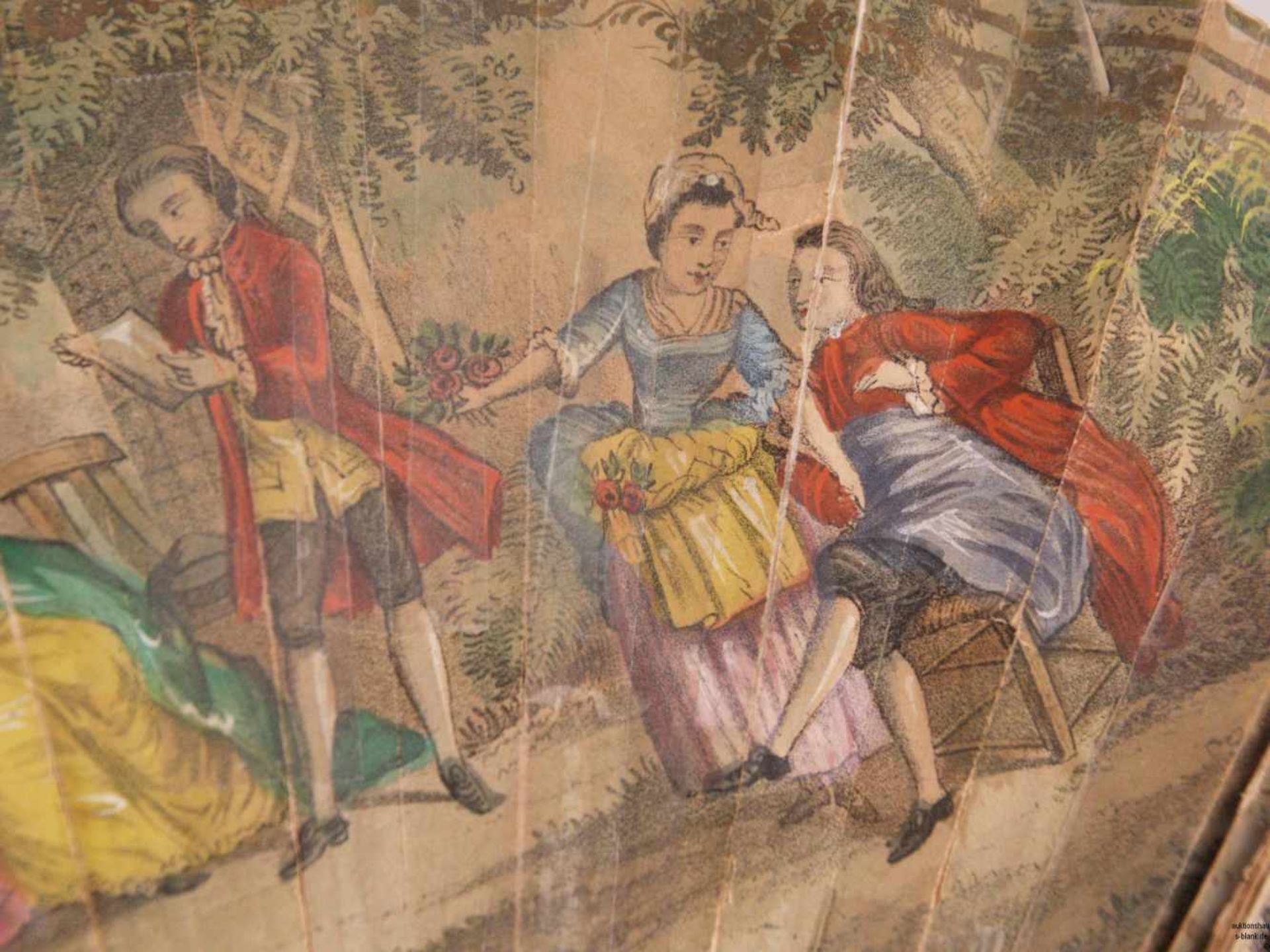 Faltfächer - wohl Frankreich, 19.Jh., Stege aus fein geschnitztem Elfenbein, Perlmuttintarsien, - Bild 5 aus 12