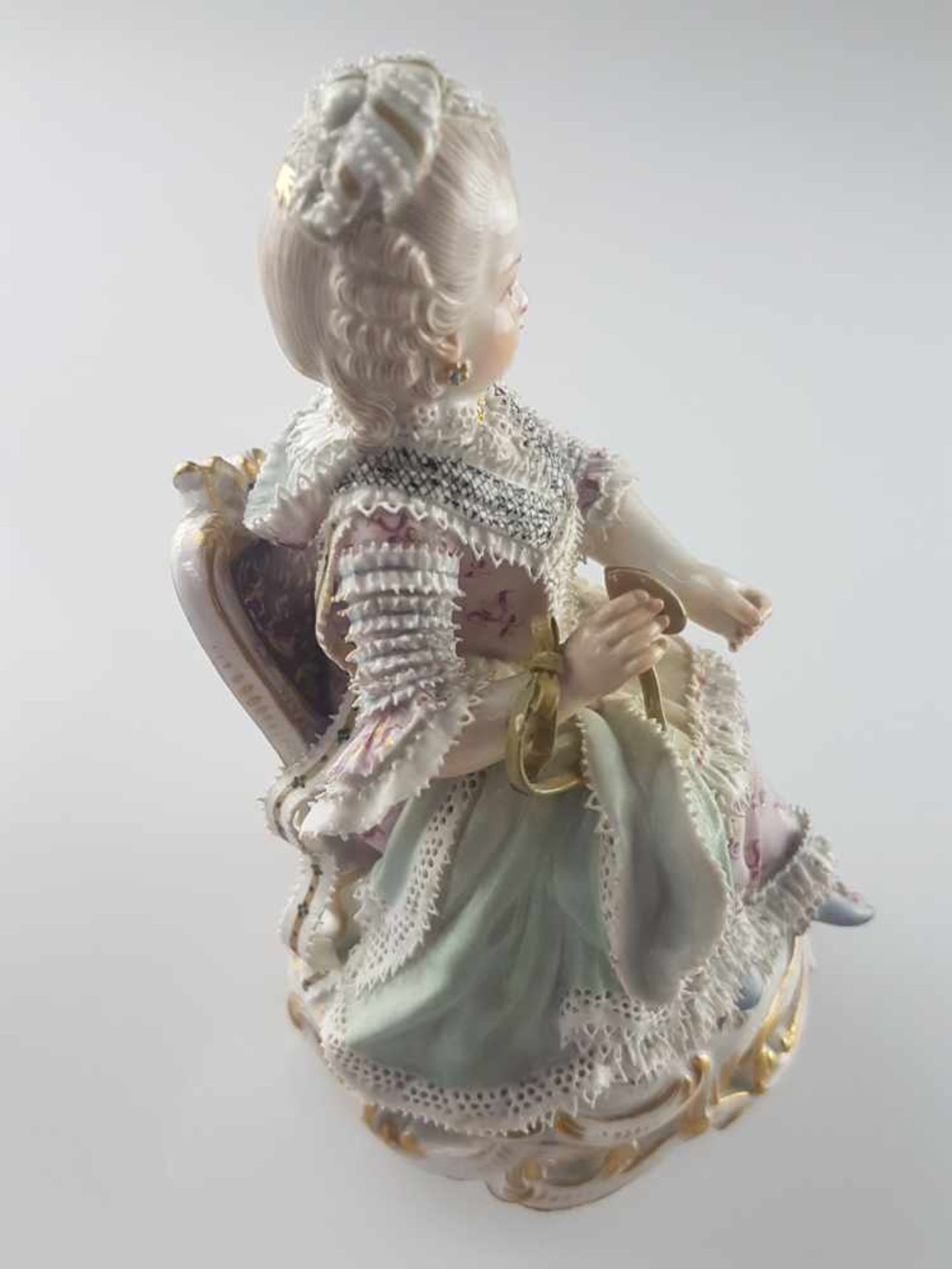 Porzellanfigur Meissen - blaue Schwertermarke, 19.Jh., Modell-Nr. C28, Modell von Michel Victor - Bild 8 aus 9