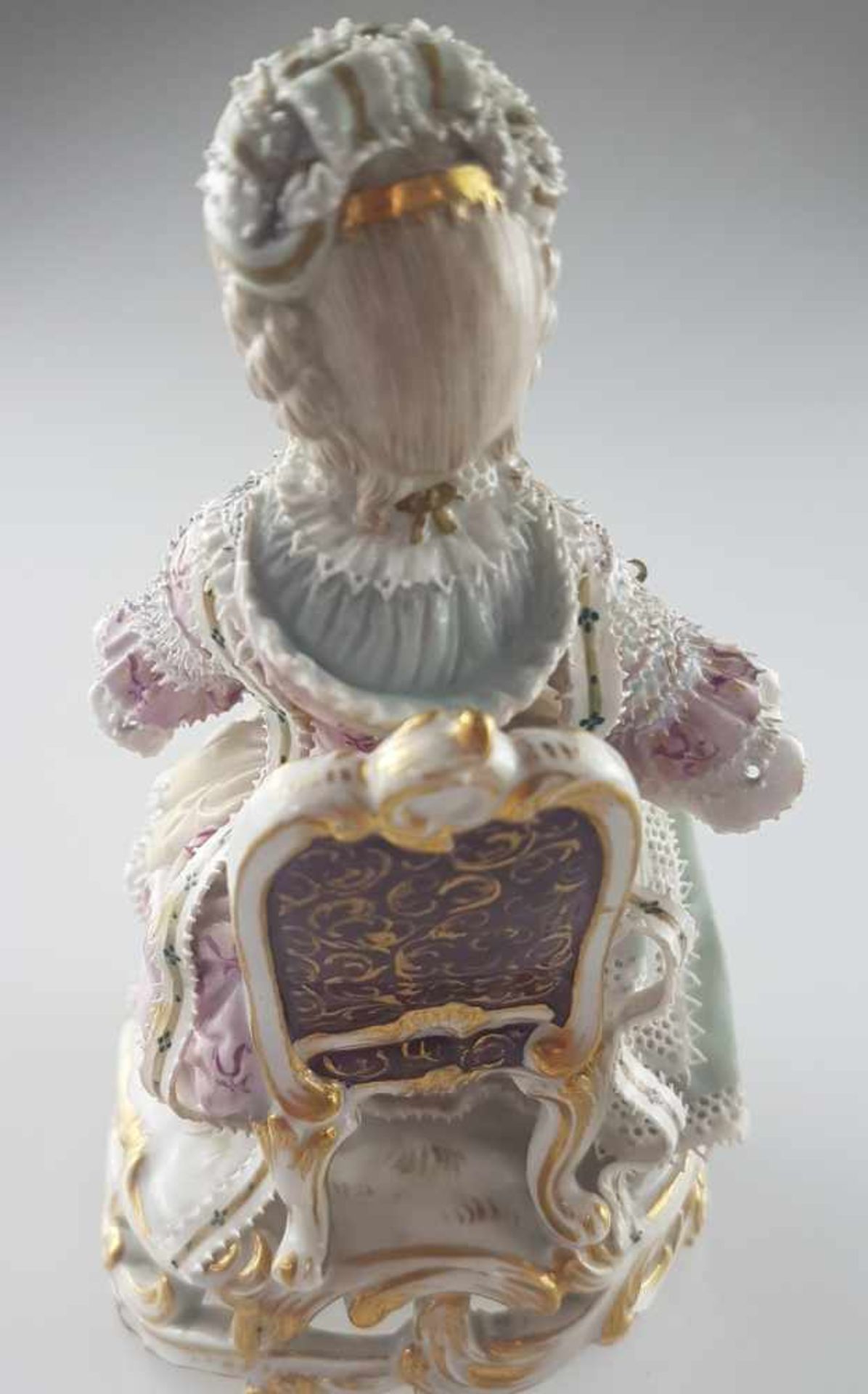 Porzellanfigur Meissen - blaue Schwertermarke, 19.Jh., Modell-Nr. C28, Modell von Michel Victor - Bild 7 aus 9