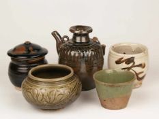 Konvolut Keramik - China, 5-tlg, unterschiedliche Töpfchen und Schalen mit abweichenden Glasuren,