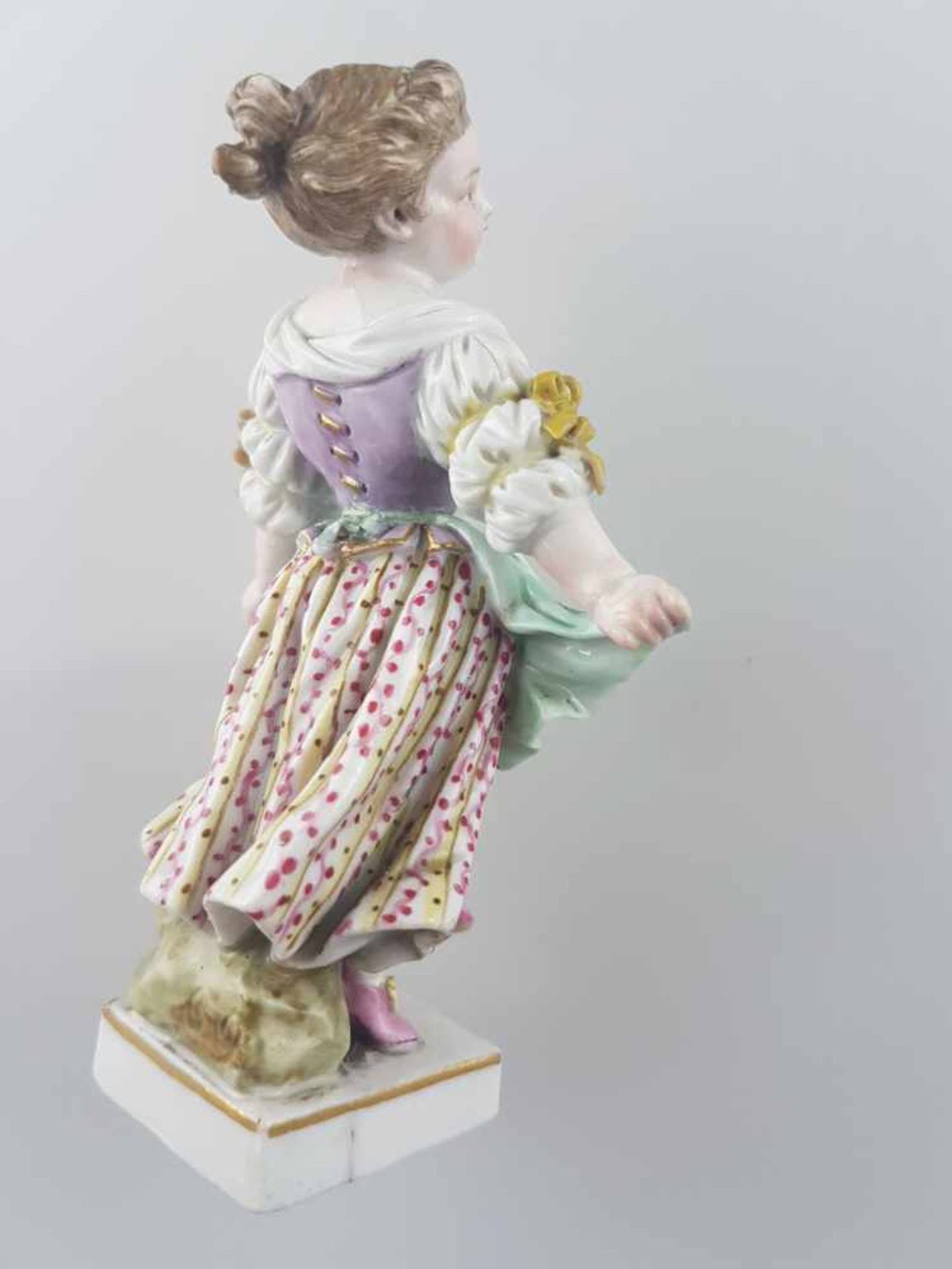 Porzellanfigur Meissen - blaue Schwertermarke mit Marcolinistern, um 1800, Marke stark berieben, - Bild 10 aus 11