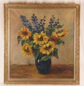 Tiedjen-Bieber, Fanny (1876 - 1940, tätig in München) - Sonnenblumen und Rittersporn in blauer Vase,