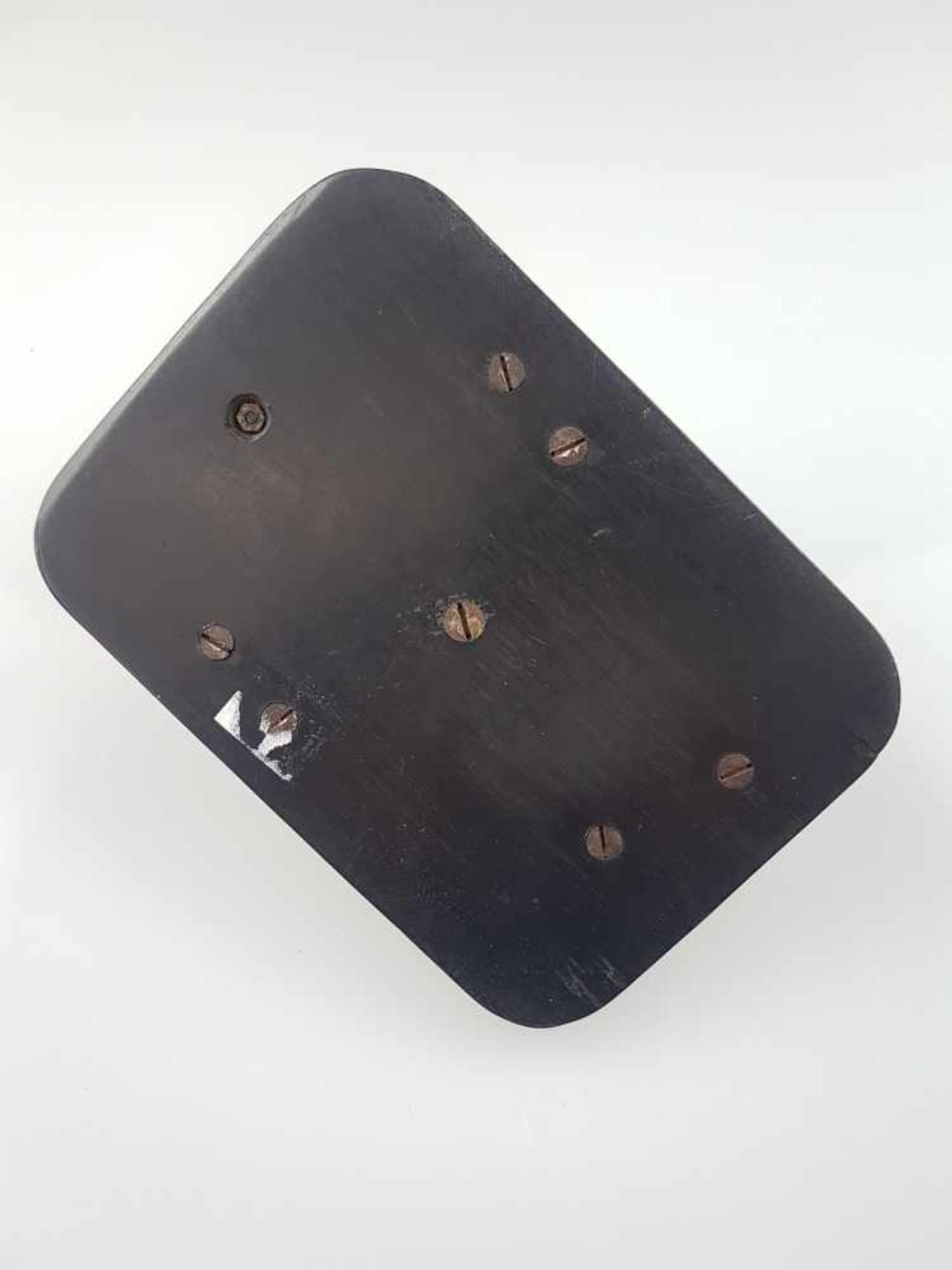 Tintenfasshalter - schwarzes Edelholz, Tintenfäßchen auf rechteckiger Platte, umrahmt von einem - Bild 6 aus 6