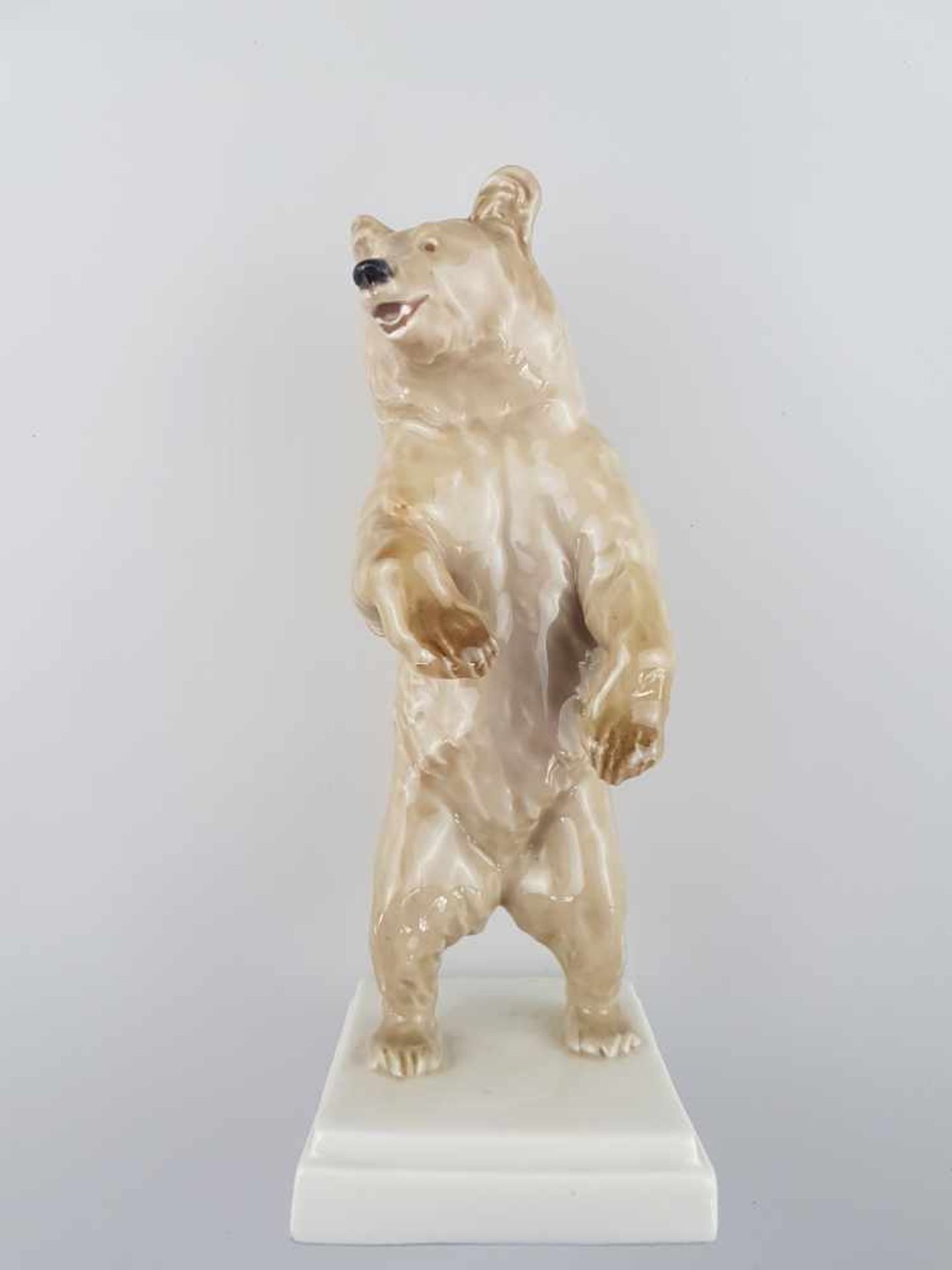 Porzellanfigur "Bär, aufrecht stehend" - Meissen Schwertermarke, Pfeiferzeit 1924-1934, Entwurf (