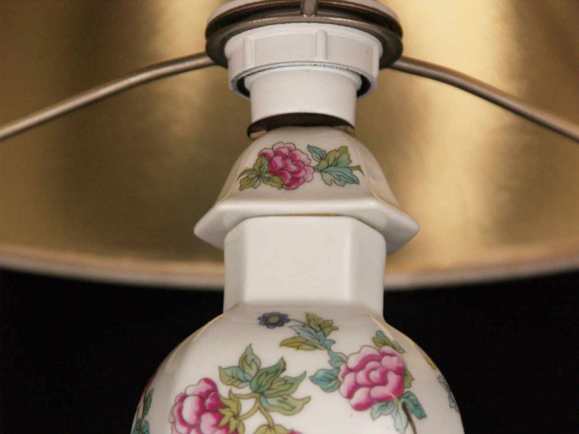 Kleine Tischlampe - Frankreich/Limoges 20.Jh., Balusterfuß aus Porzellan mit ostasiatischem - Bild 5 aus 6