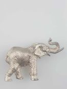 Stehender Elefant - vollplastische Silberminiatur,fein ziseliert, England, London, Sterling