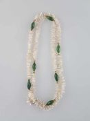 Perlenkette - Endloskette mit schmalen unregelmäßig geformten barocken Süßwasserperlen (
