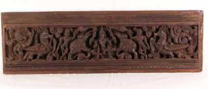 Holzrelief - Indien 19.Jh., fein geschnitzt, Figurenfries mit Göttin Mahadevi, die von zwei