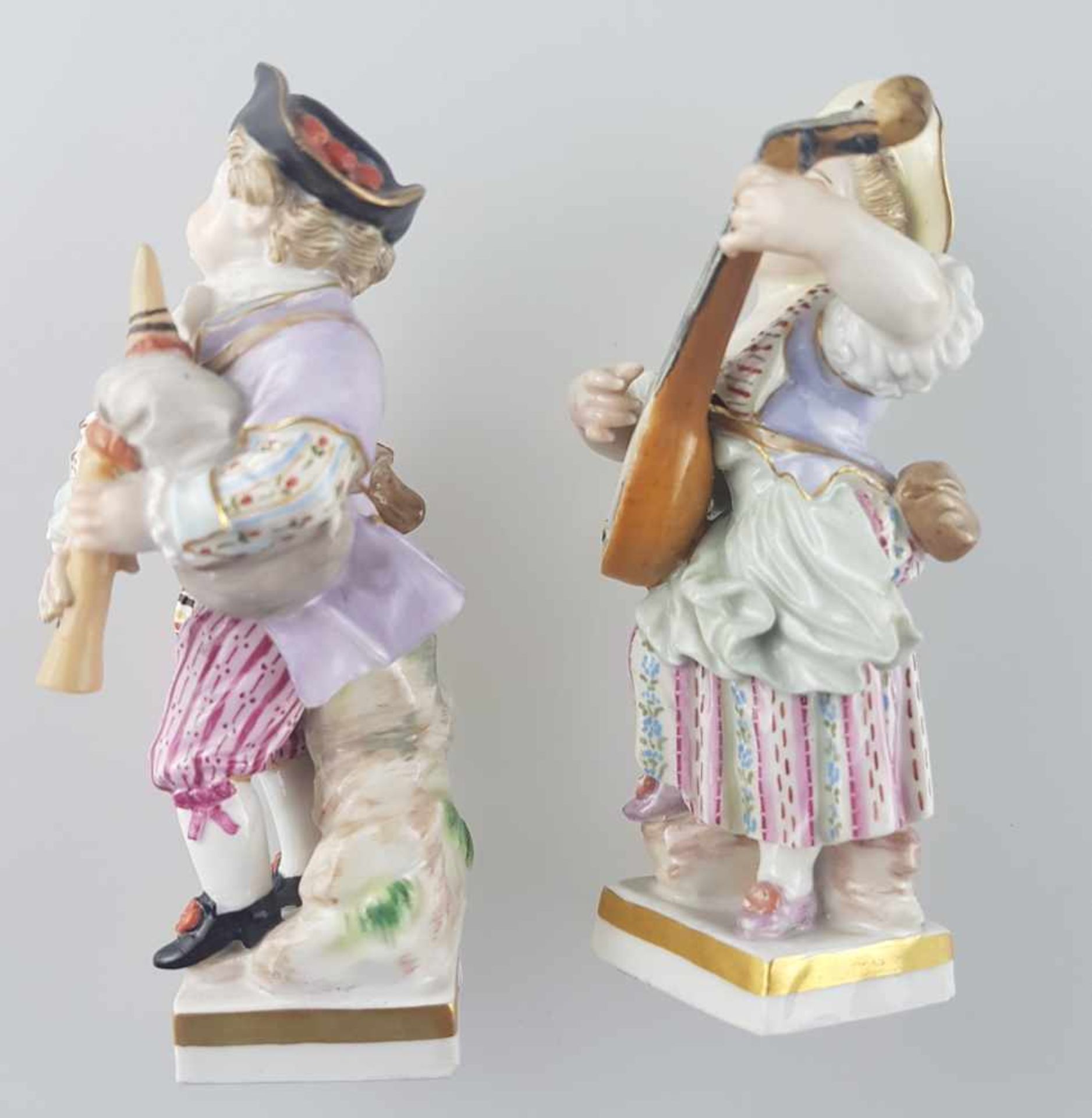 Zwei Porzellanfiguren Meissen - blaue Schwertermarke, Knaufzeit, Modell von Michel Victor Acier - Bild 2 aus 9