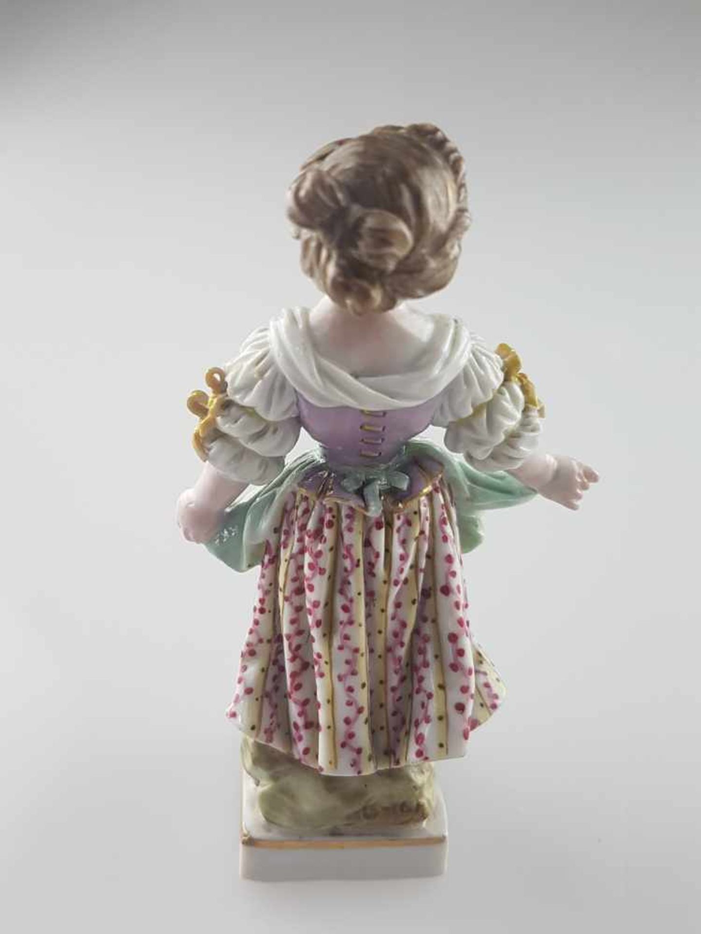 Porzellanfigur Meissen - blaue Schwertermarke mit Marcolinistern, um 1800, Marke stark berieben, - Bild 3 aus 11