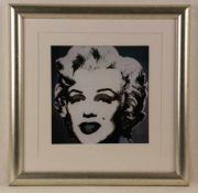 Warhol, Andy (1928-1987) - "Marilyn", Farboffset, PP-Ausschnitt ca.19,5x19,5cm, im PP unter Glas