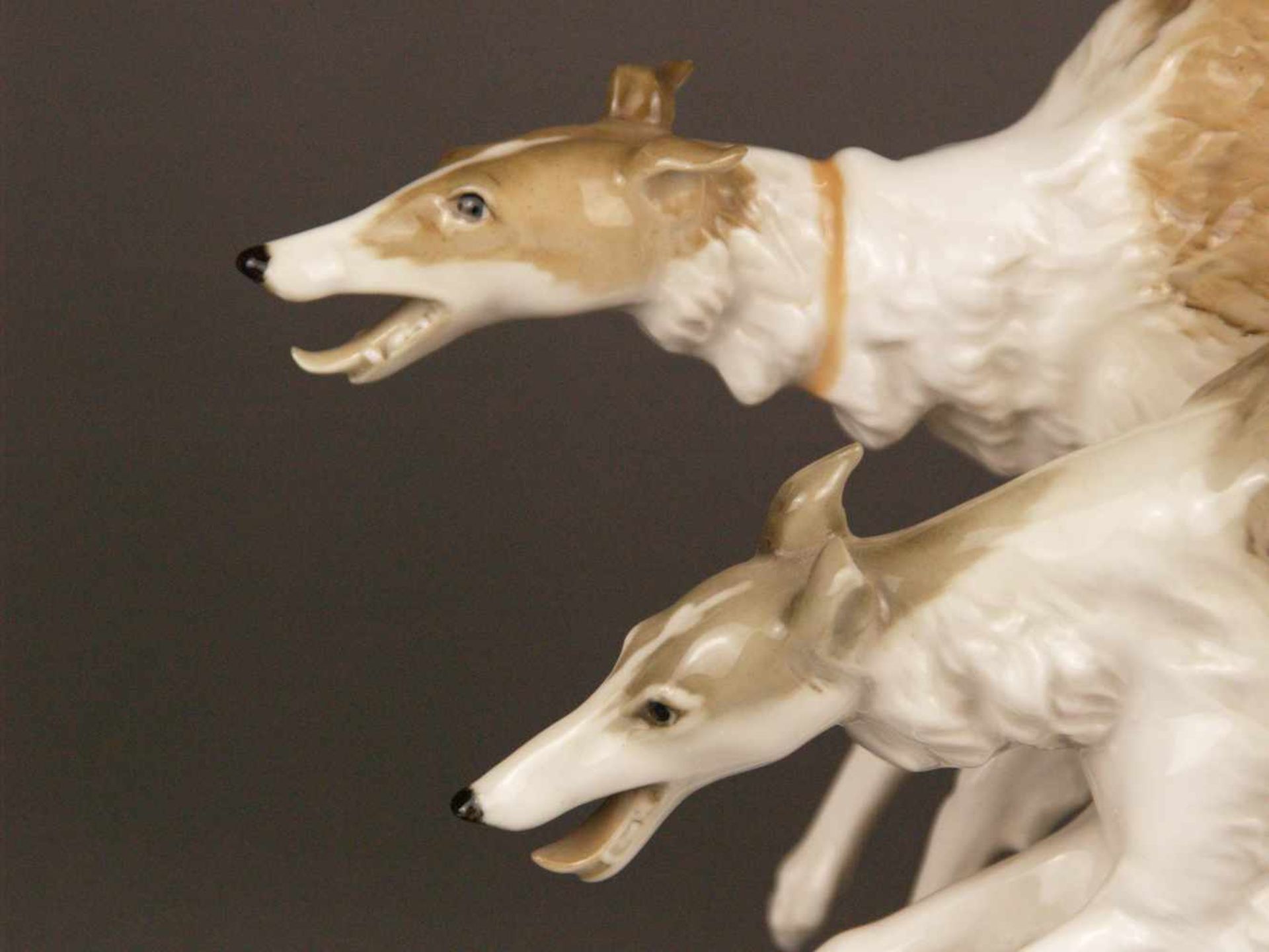 Art Déco Figurengruppe "Russische Windhunde" - Hutschenreuther, Kunstabteilung Selb, Unterseite - Bild 4 aus 9