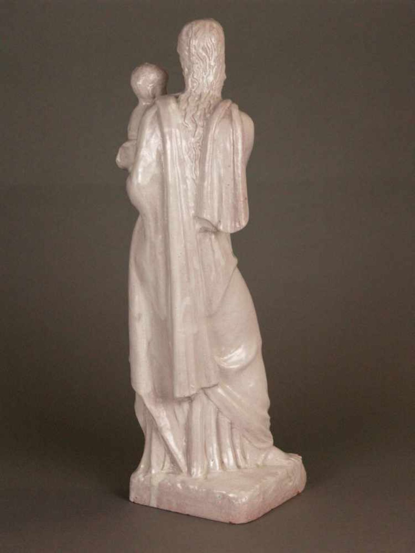 Netzer, Hubert (1865-1939) - "Madonna mit Kind ", um 1900, Terracotta, weiß glasiert, fein - Bild 2 aus 9