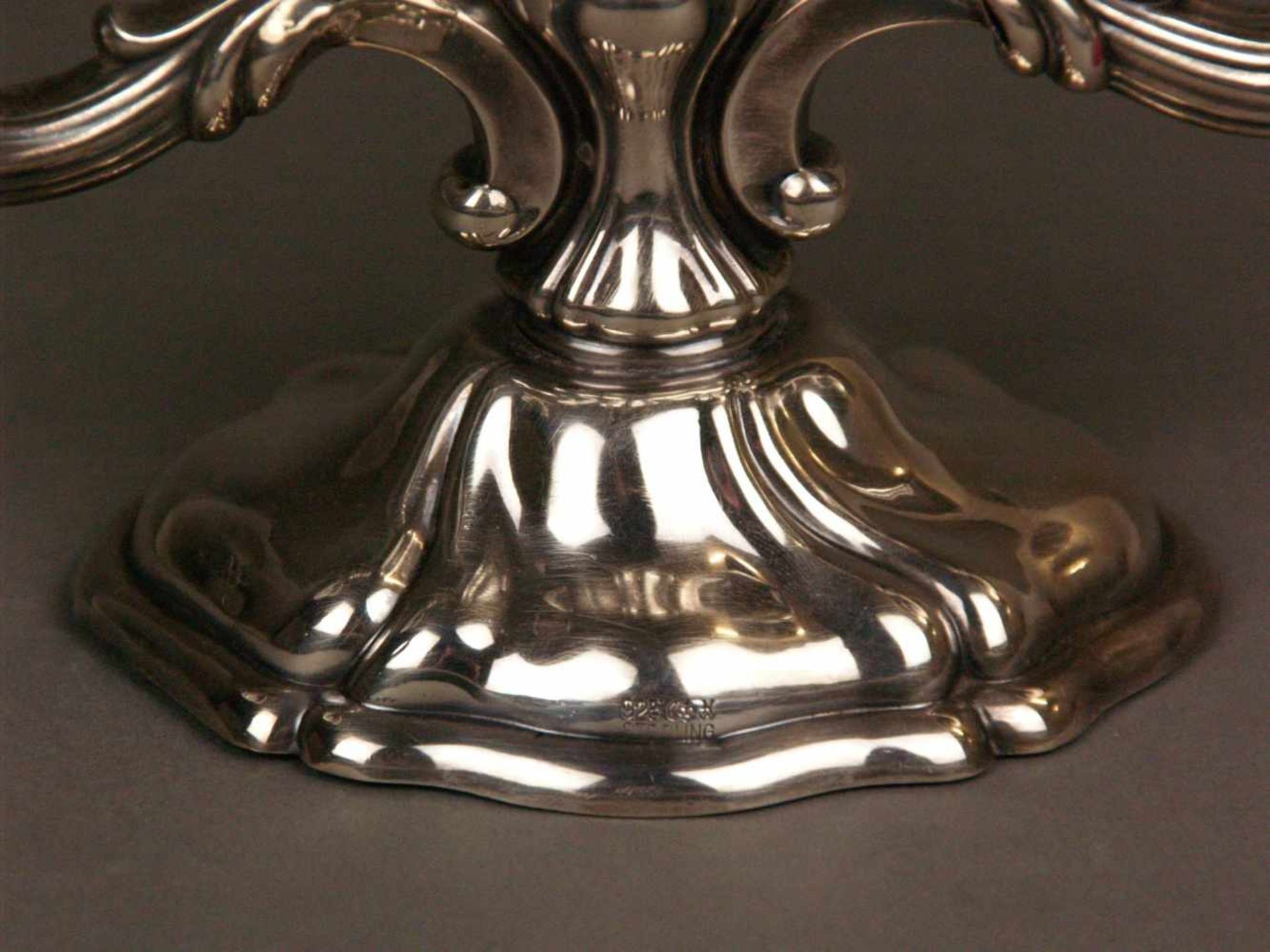 Silberleuchter - 925 Sterling-Silber, Punze mit Halbmond und Krone, Firmensignet 'HW' für Emil - Bild 4 aus 6