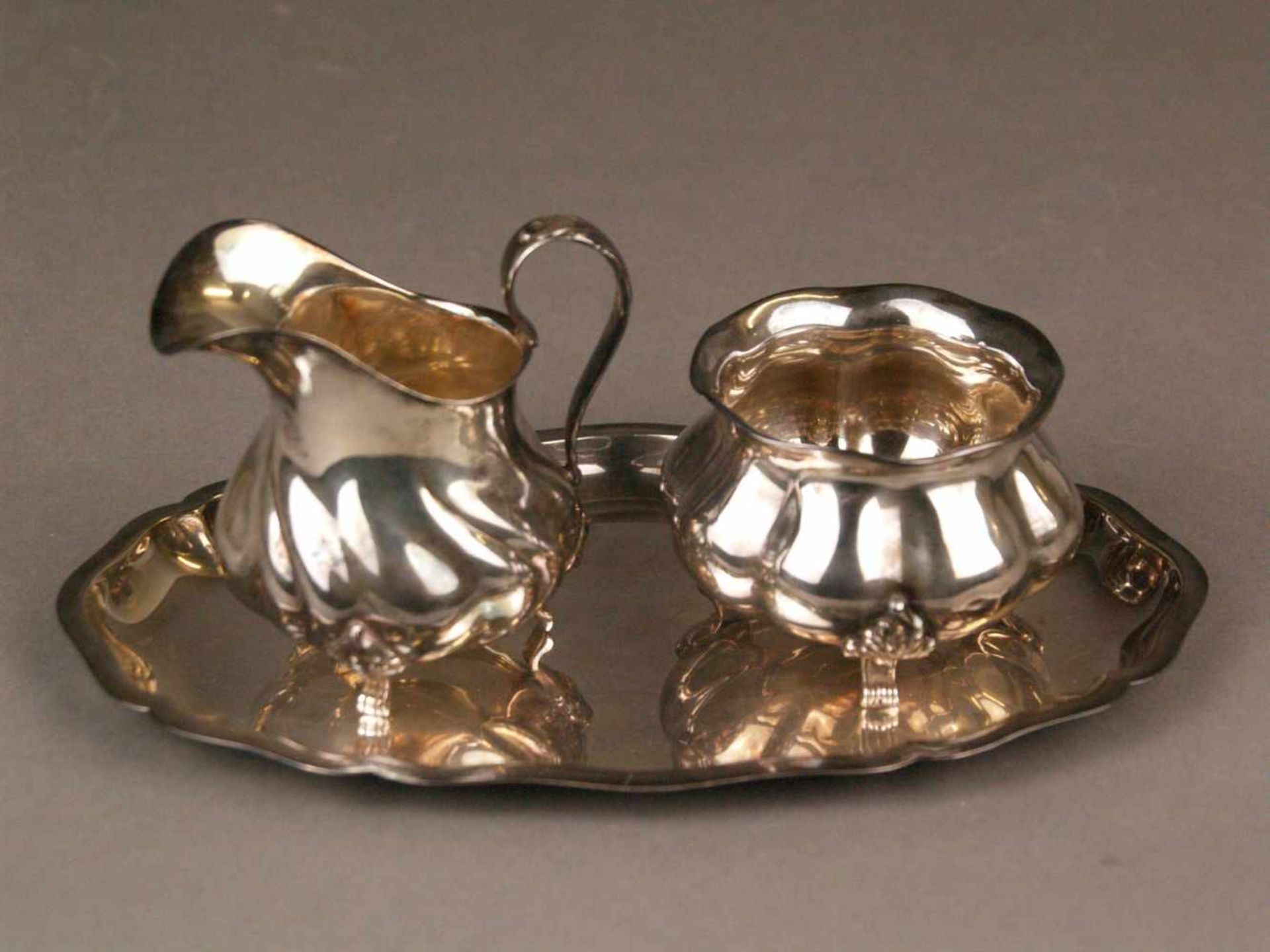 Zucker-Sahne-Set auf Tablett - 3-tlg., 925er Silber, jeweils punziert mit "925 Sterling" und