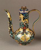 Cloisonné-Kännchen - China, 20.Jh., Cloisonné-Email, Drachen-Motive auf schwarzem Fond, bauchiger