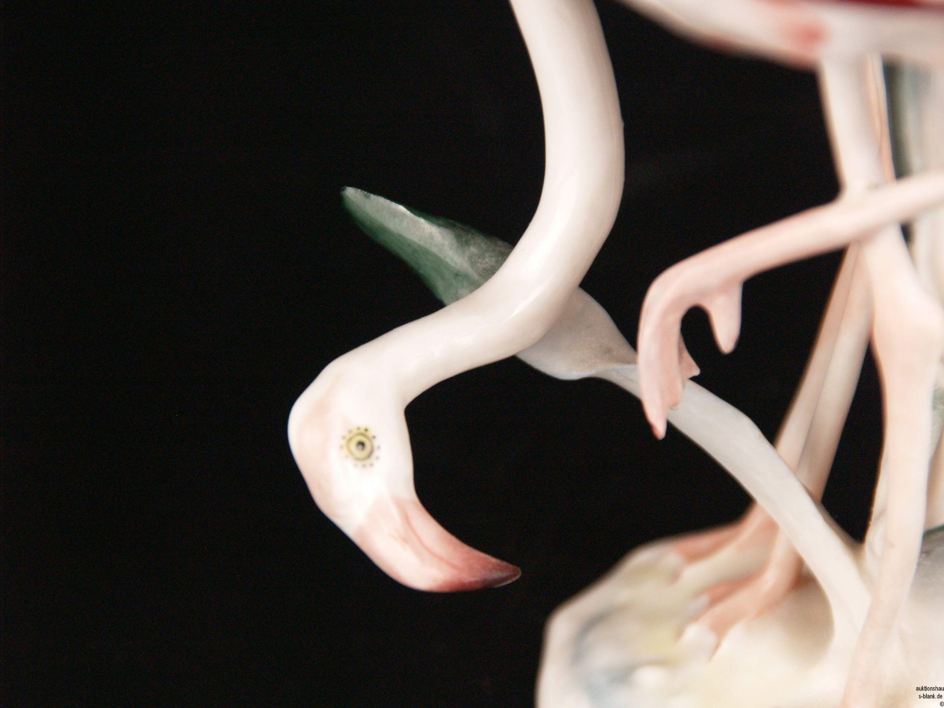 Figurengruppe "Flamingos" - Hutschenreuther, Entwurf H. Achtziger, Kunstabteilung, handbemalt, mit - Bild 3 aus 6