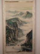 Rollbild - China 20.Jh., leichte Farben auf Papier, Shan-Shui-Landschaft mit Booten, ca. 94x51,