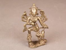 Figur der Durga - Indien/Südostasien, Bronze, braun patiniert, vollplastische, stehende