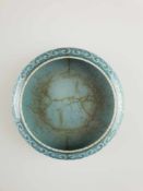 Pinselschale - Porzellan mit hellblauer Glasur, runde gedrückt gebauchte Wandung mit