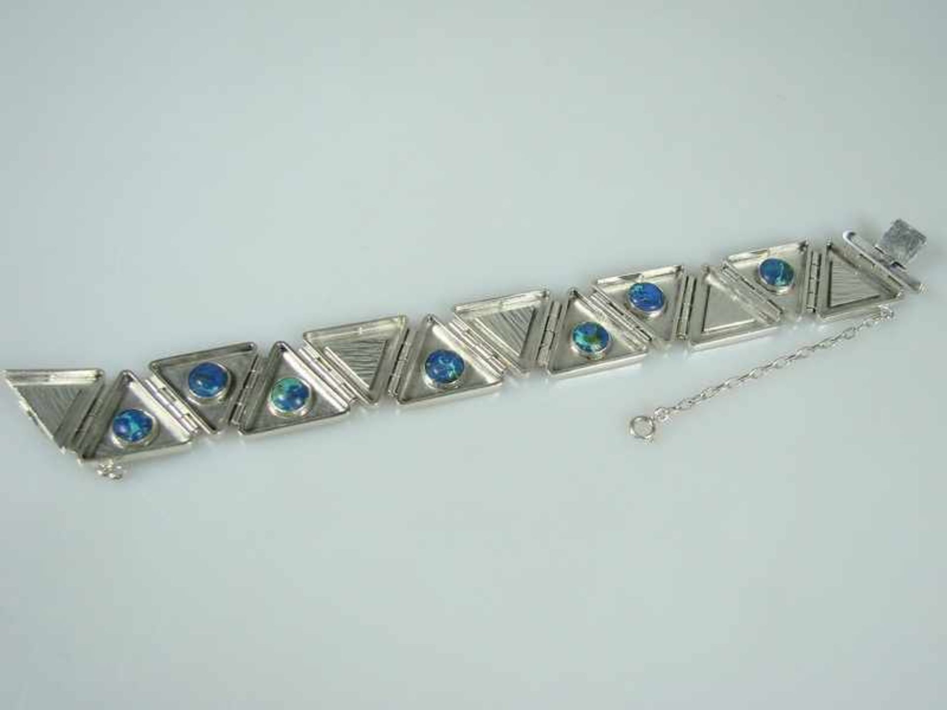 Designerarmband mit Azurit- 1970er Jahre, 925er Silber, 12 dreieckige, partiell satinierte - Bild 5 aus 7
