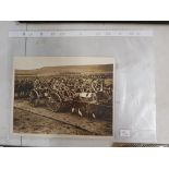 1915 ORIGINAL PRESS PHOTO 8"X6" HORSE DRAWN ARTILLERY PARADE PASSES AT REVIEW. TITLE 'KING