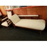 CHAISE LOUNGE