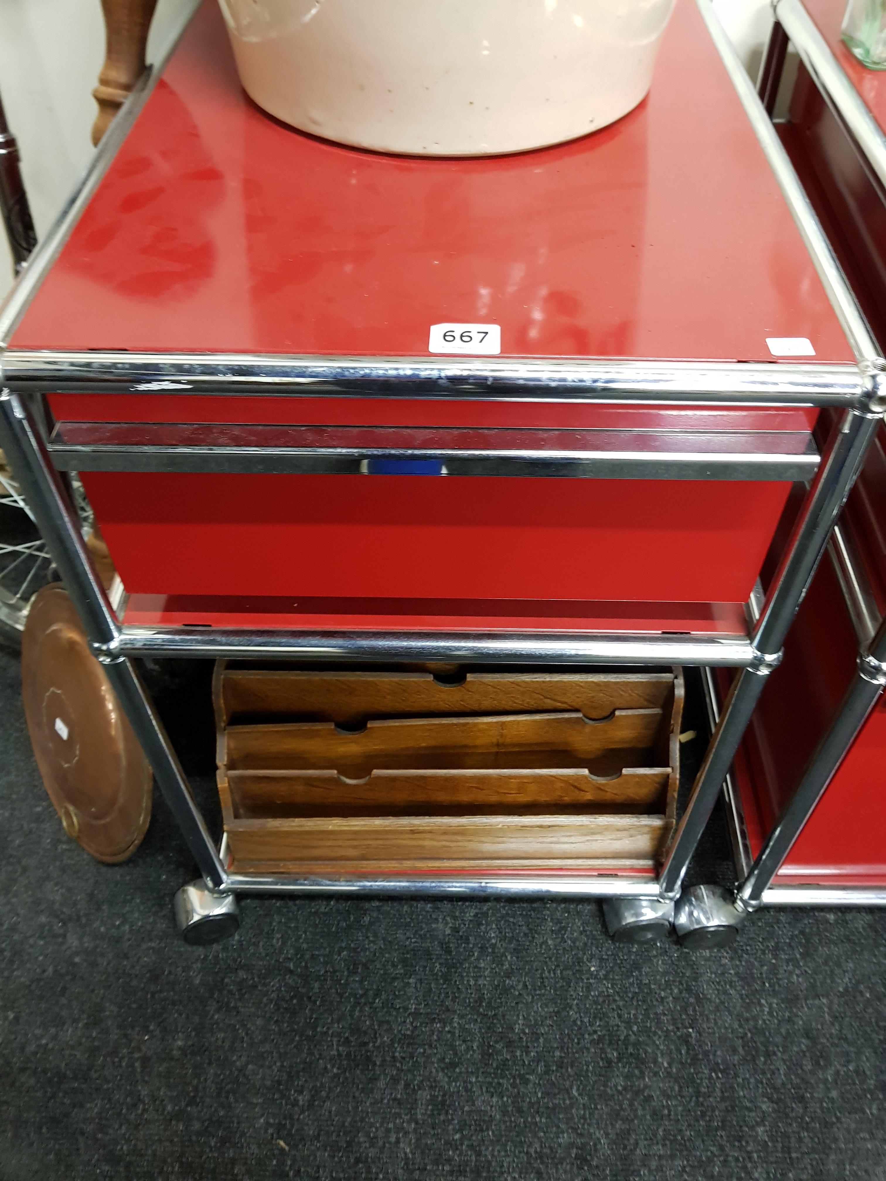 RED RETRO & CHROME CABINET