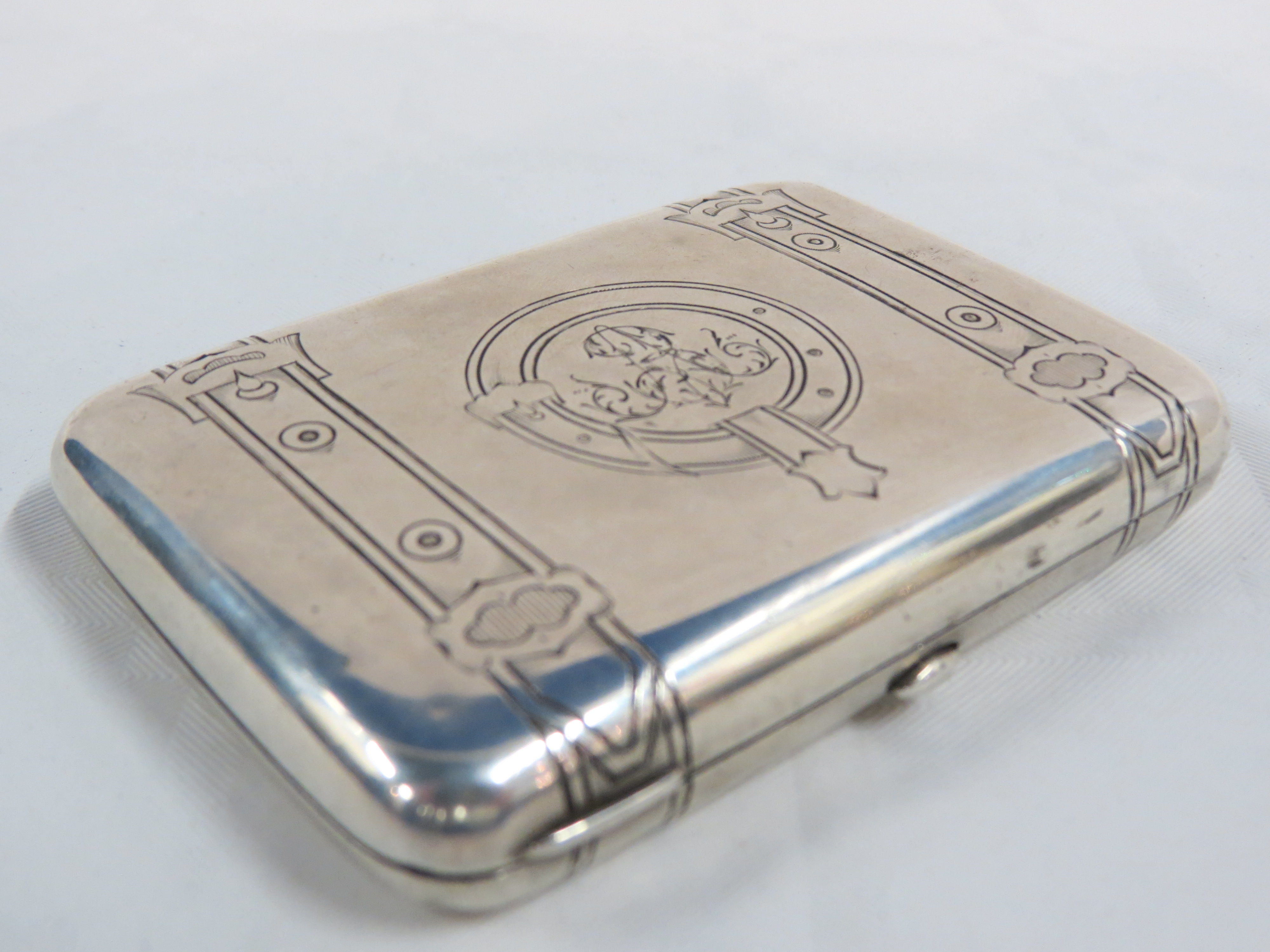 ANTIQUE RUSSIAN SILVER CIGARETTE CASE