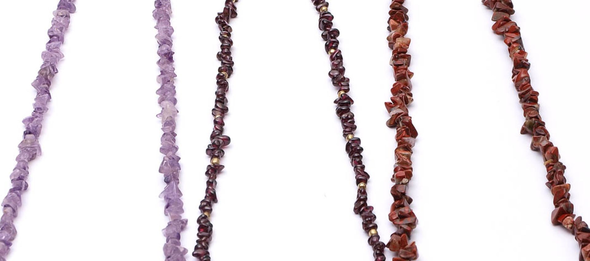 Drei div. Halbedelsteinketten Getrommelte Amethyste, Karneole bzw. Granaten. Unterschiedliche - Bild 2 aus 2