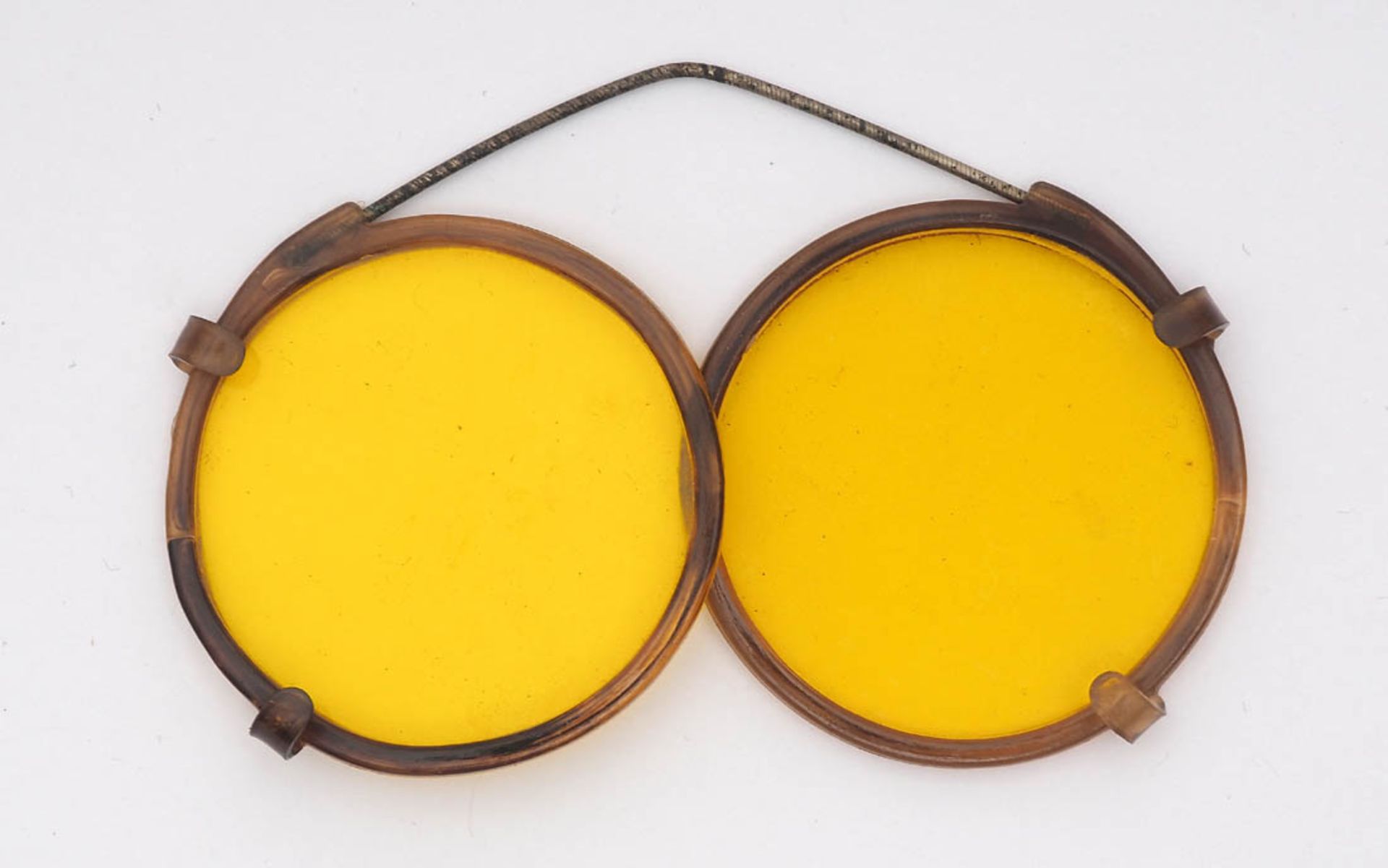 Konvolut Brillen, 20er bis 70er Jahre Brillen, Sonnenbrillen (50er bis 70er Jahre) und ein Kneifer - Bild 5 aus 6