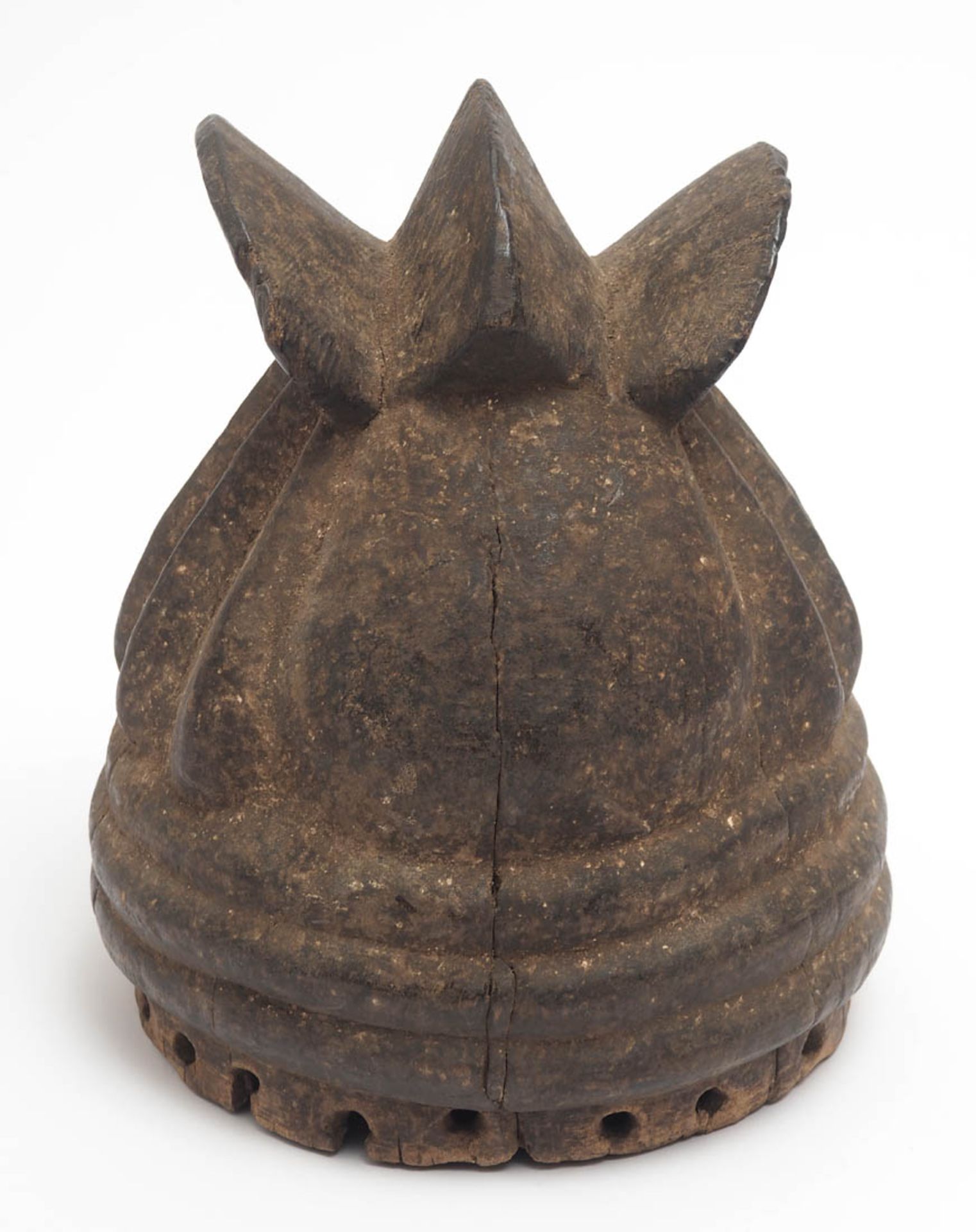 Sowei-Helmmaske, Sande-Bund, Mende, Sierra Leone Halbrunder, ausgehöhlter Holzkorpus mit - Bild 4 aus 5