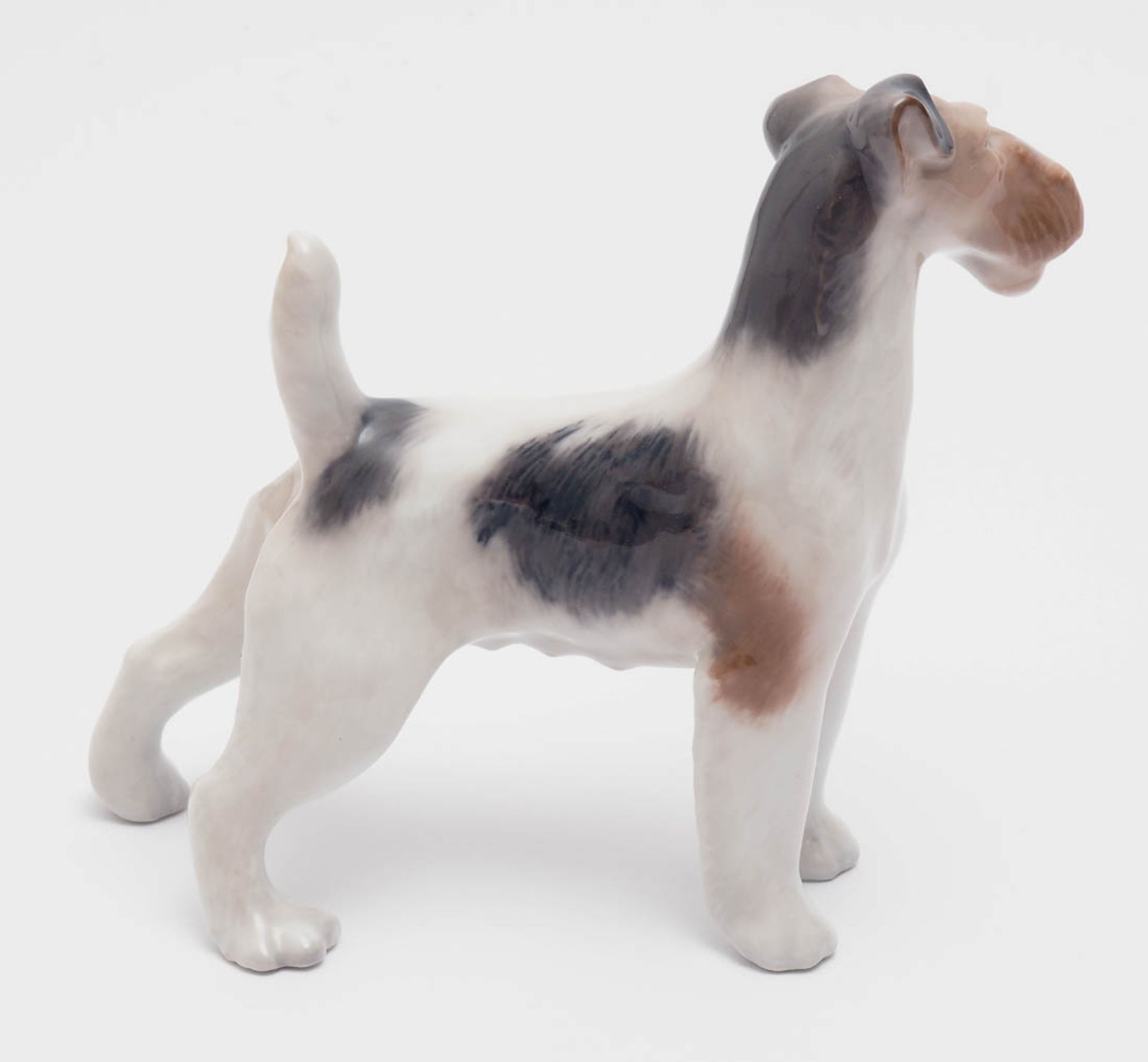 Terrier, Royal Kopenhagen Naturalistische Ausformung und Bemalung. Grün-blaue Bodenmarke. L.20cm. - Bild 3 aus 4