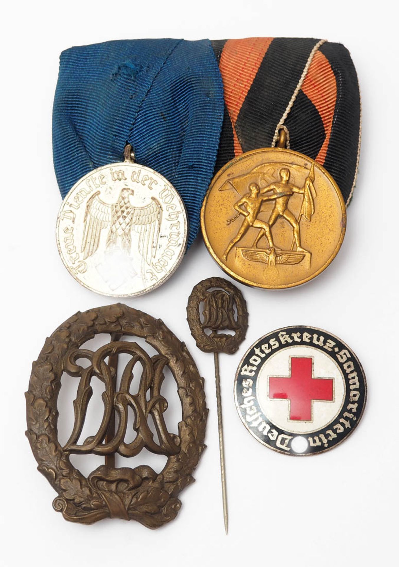 Fünf Abzeichen, 3. Reich Medaille zur Erinnerung an den 1. Oktober 1938 am Bande und