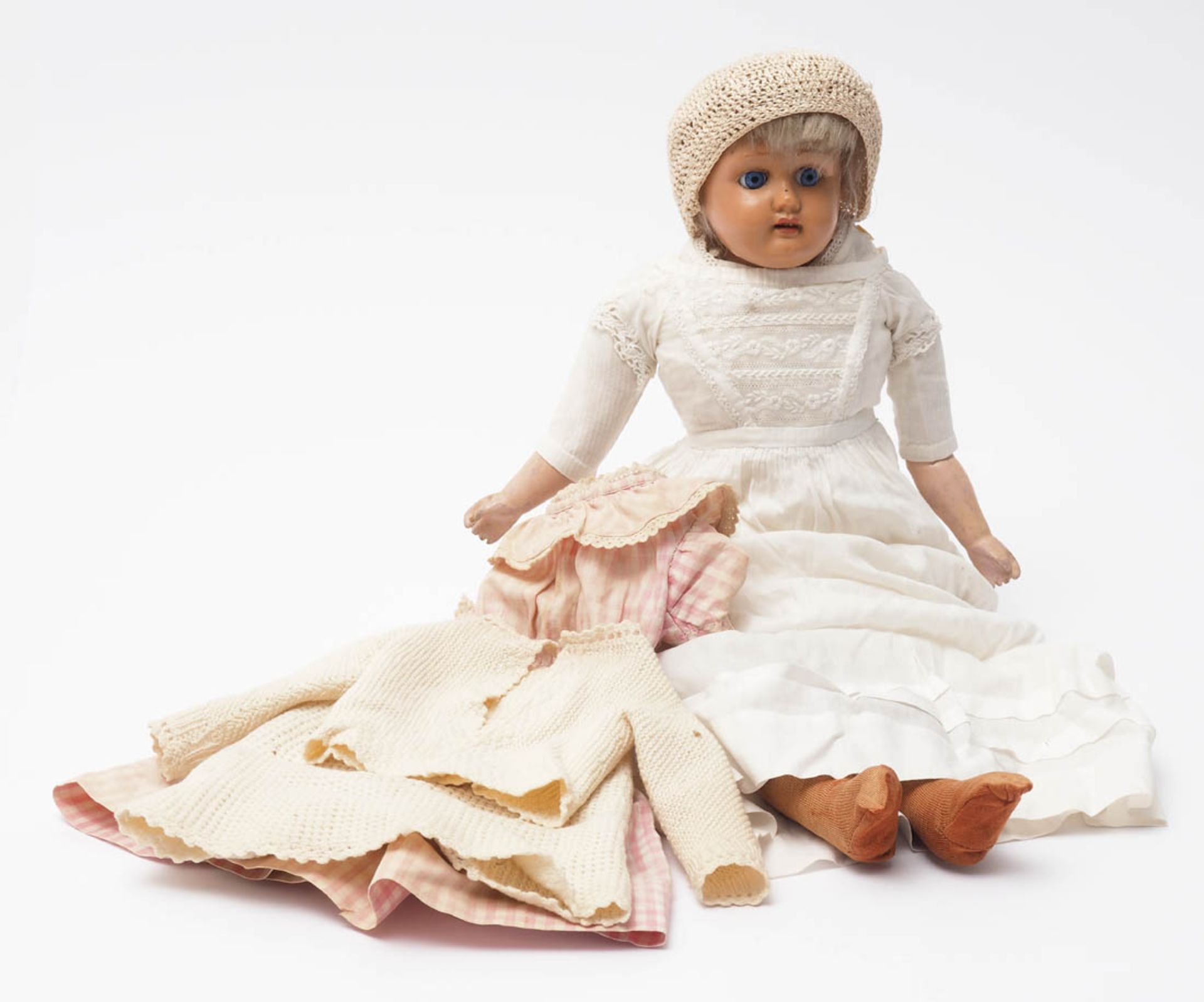 Puppe, Schildkröt, um 1900 Kopf aus Kunststoff, Körper und Beine aus Leder, Arme aus Stoff und