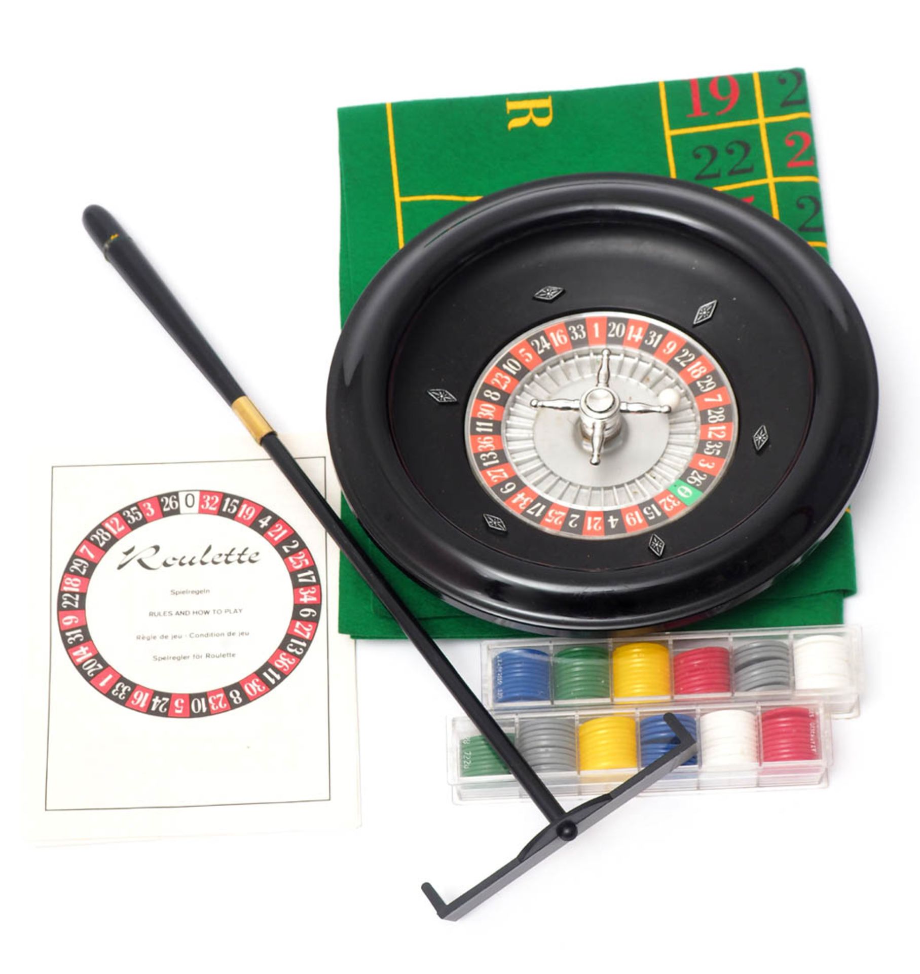 Tisch-Roulette Im Originalkarton, mit Spielanleitung. 30x36cm.