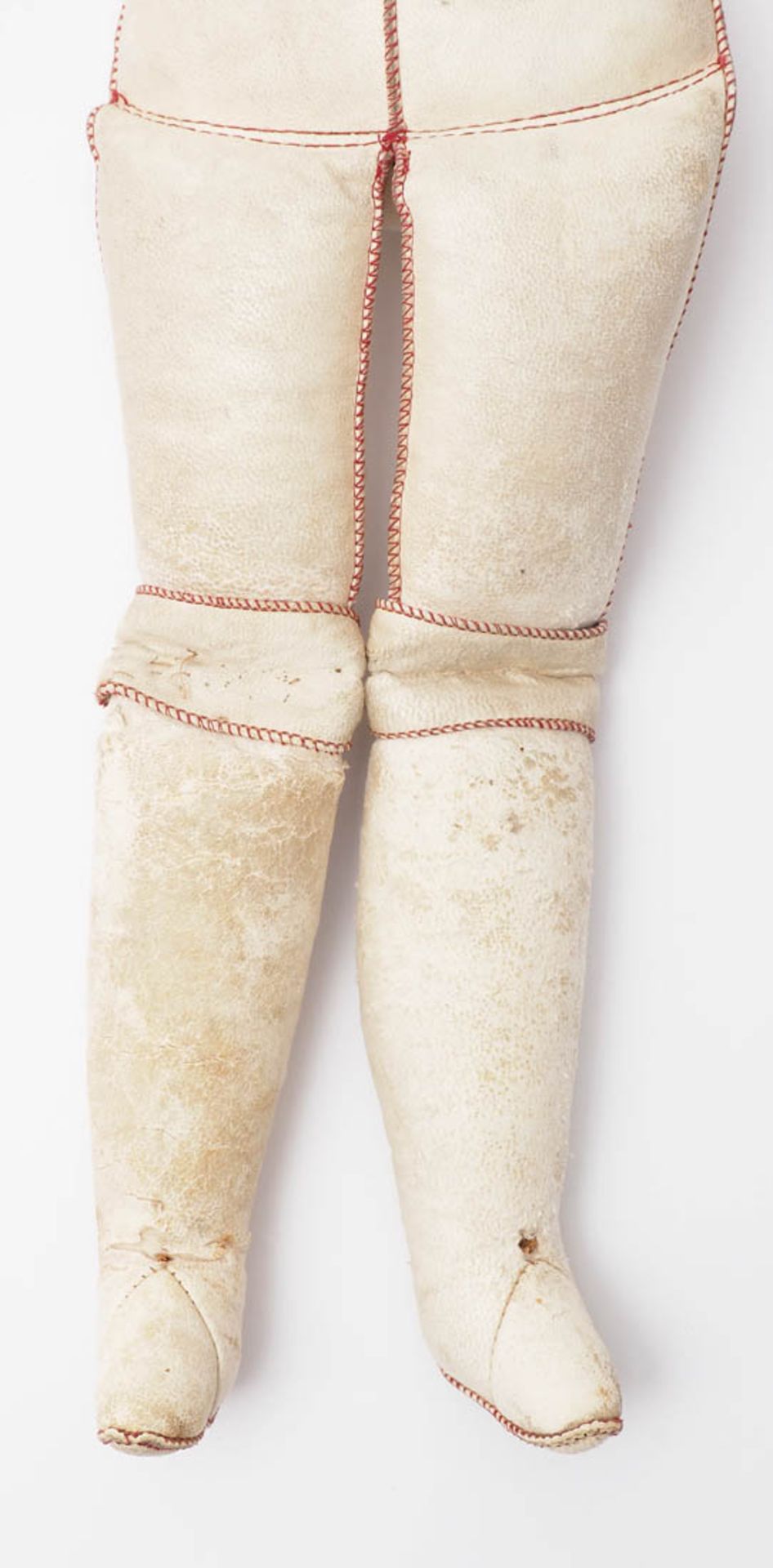 Puppe, Schildkröt, um 1900 Kopf aus Kunststoff, Körper und Beine aus Leder, Arme aus Stoff und - Image 7 of 11