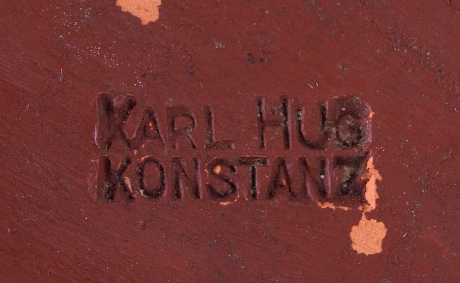 Hug, Karl, Konstanz, 19./20.Jhdt. Auf naturalistischem Sockel schreitender Elefant. Ton, rotbraun - Image 2 of 2