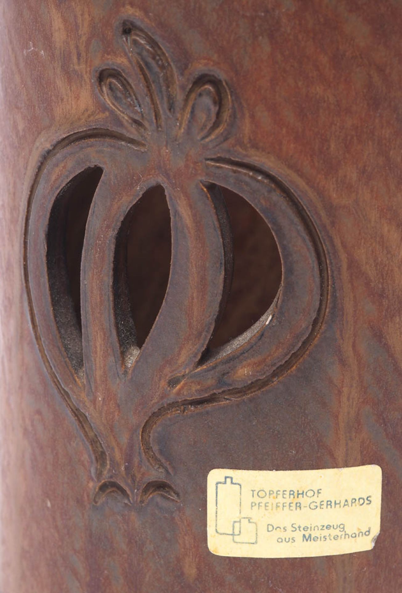 Windlicht und Vase Brauner Ton bzw. Steinzeug mit Verlaufglasur. H.16 bzw. 23cm. - Bild 2 aus 2