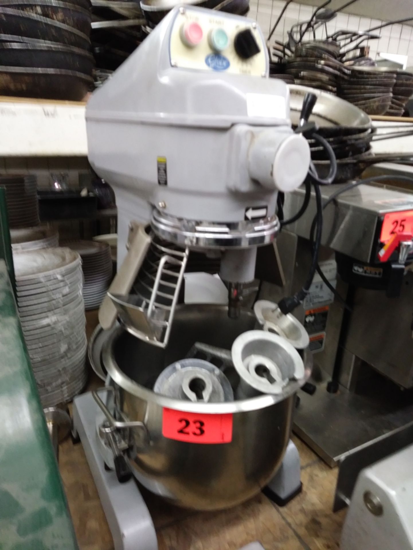 GLOBE 20 QT PLANETARY BENCH MIXER SP20 - Image 2 of 4