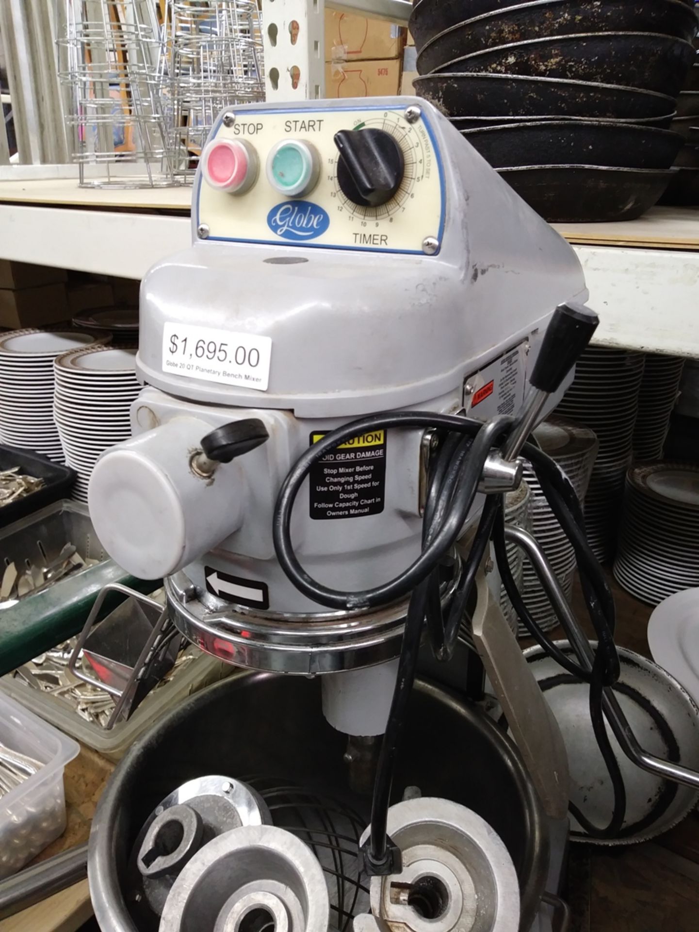 GLOBE 20 QT PLANETARY BENCH MIXER SP20 - Image 3 of 4